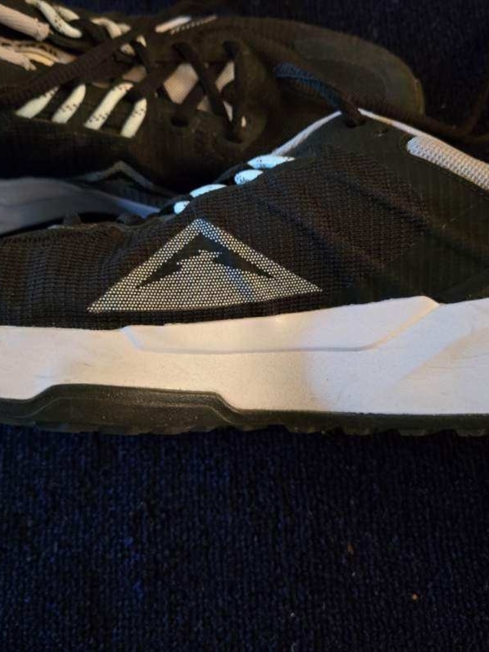 Nike Black and White Women Athletic Shoes